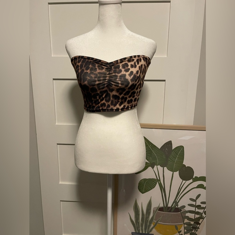 Pretty Little Thing Bandeau Size 4